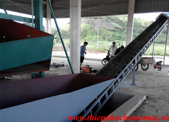Băng Tải Nghiêng Băng Tải Nghiêng